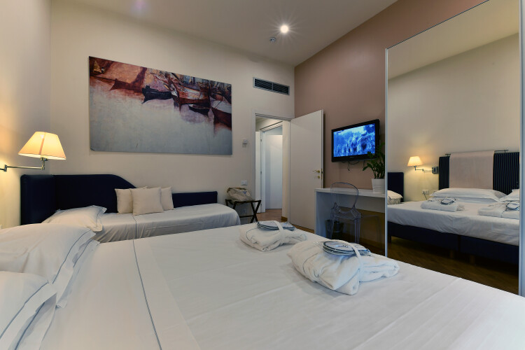 Hotel-Residence-Esplanade-Viareggio-Wellness-Suite-Junior-G22_1765-3000px.jpg