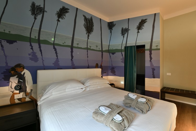 Hotel-Residence-Esplanade-Viareggio-Wellness-Suite-Relax-G22_1266-3000x2000.jpg